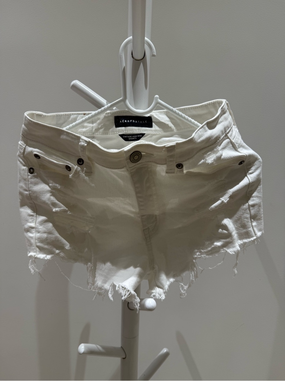 Aéropostale White Vintage High-Rise Shorty Denim Shorts